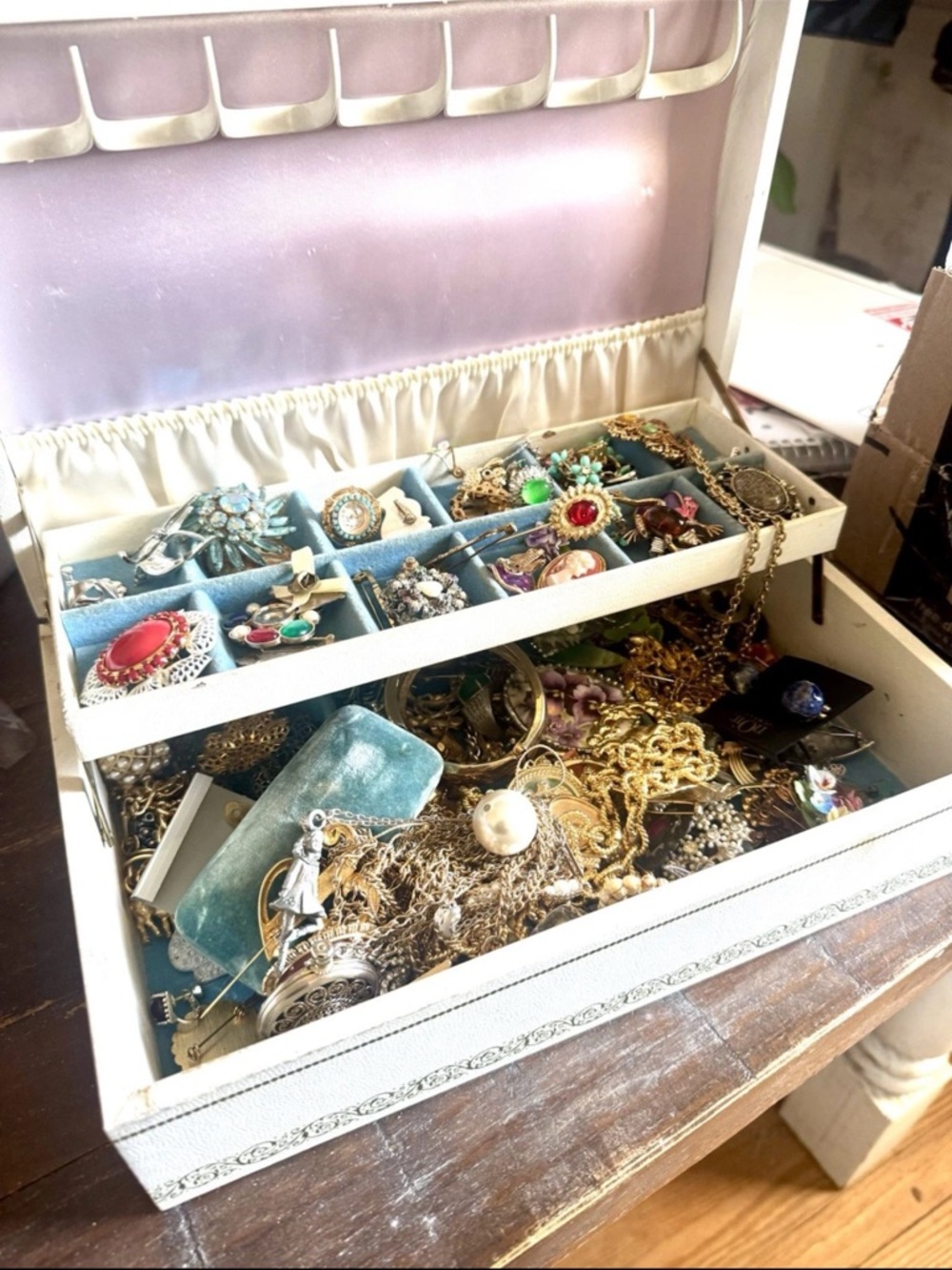 2 lb Estate Sale Jewelry Lot | Most Wearable | Elite Discovery Mix - Picture 6 of 9